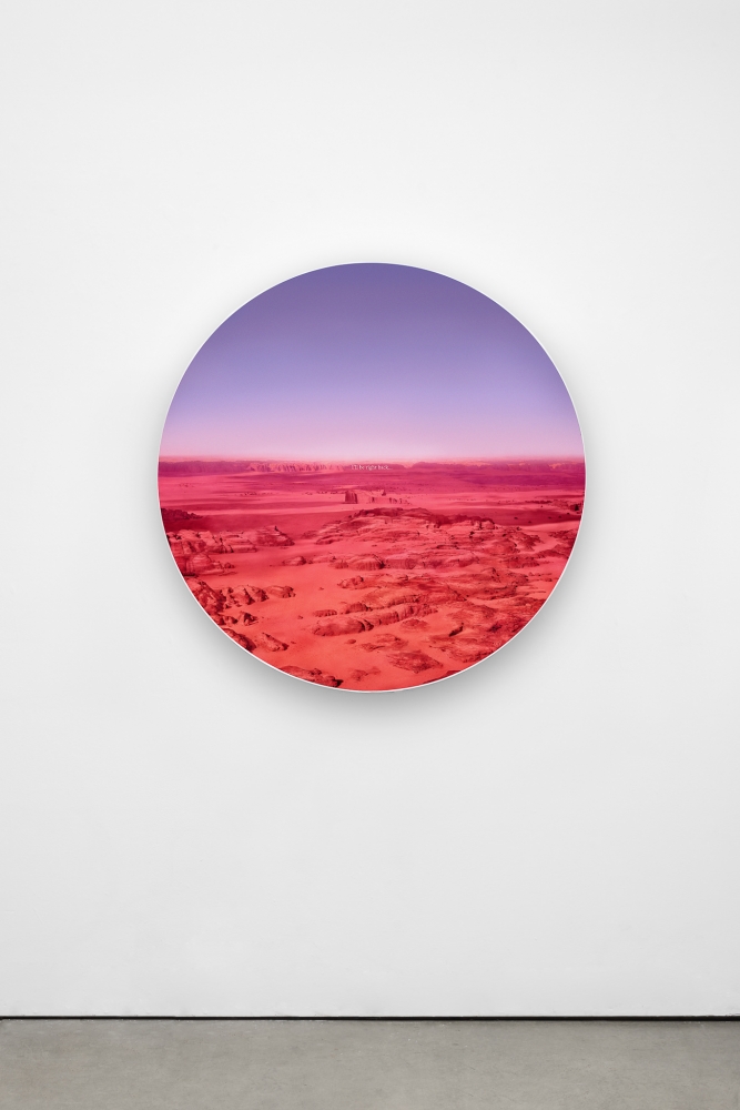 Doug Aitken

I&amp;#39;ll be right back...: Aperture series

2019

Chromogenic transparency on acrylic in aluminum lightbox with LEDs

46 inches (116.8 cm) diameter

7 1/2 inches (19.1 cm) depth

Edition&amp;nbsp;of 4, with 2 AP

DA 655

$150,000

&amp;nbsp;

INQUIRE