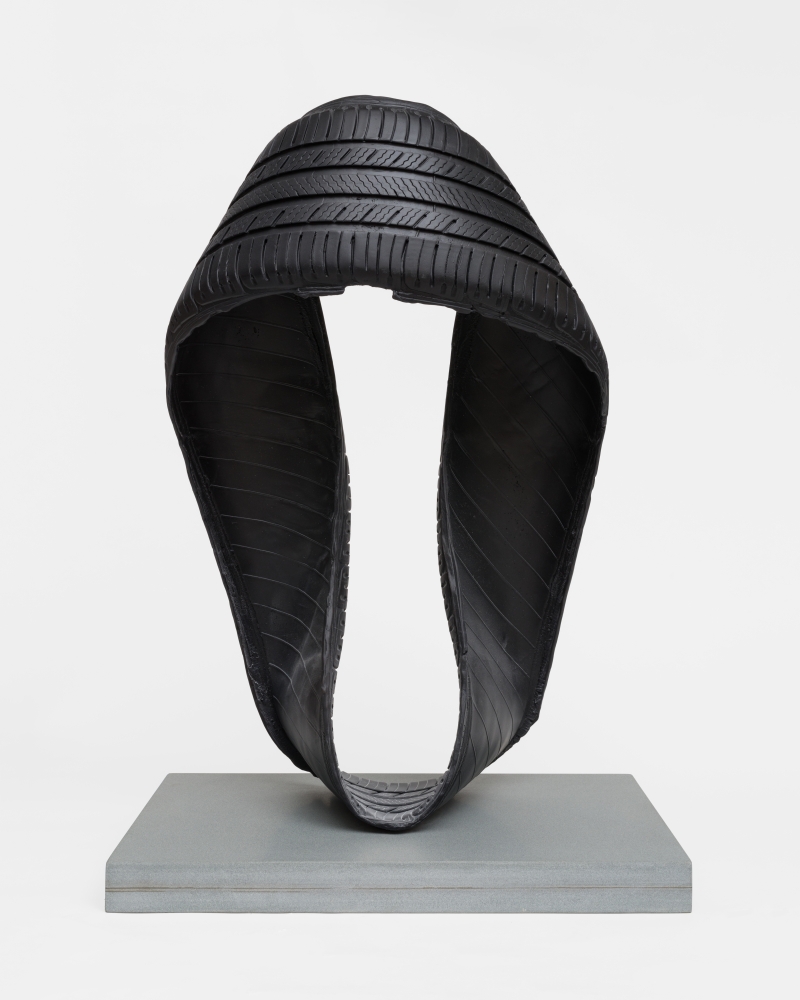 Matt Johnson

Inside Out Tire

2015

Bronze with patina, stone base

31 x 22 x 16 inches (78.7 x 55.9 x 40.6 cm)

Variation&amp;nbsp;of 3, with 2 AP

MJ 203

&amp;nbsp;

INQUIRE