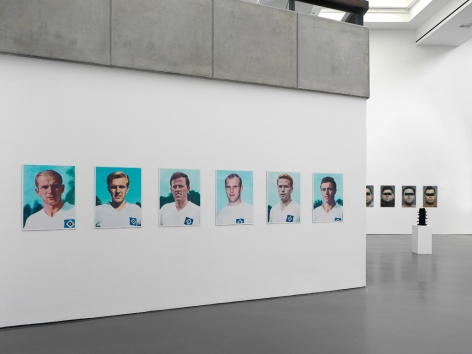 Hans-Peter Feldmann, An Art Exhibition, Kunsthalle Düsseldorf, 2010